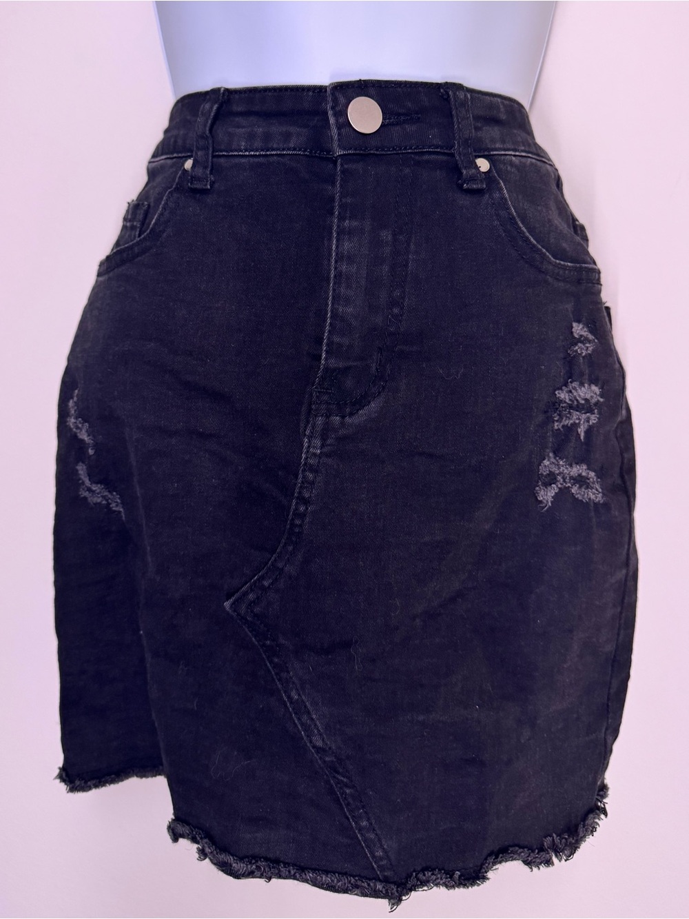 Black Mini Pencil Skirt for Night Out